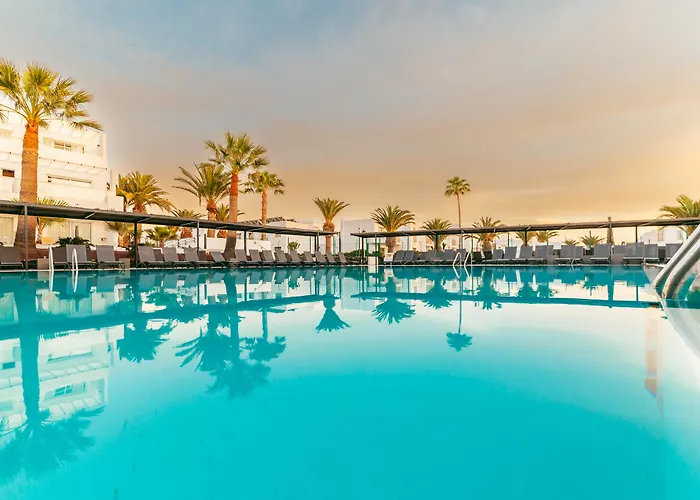 Top Family Hotels in Puerto del Carmen